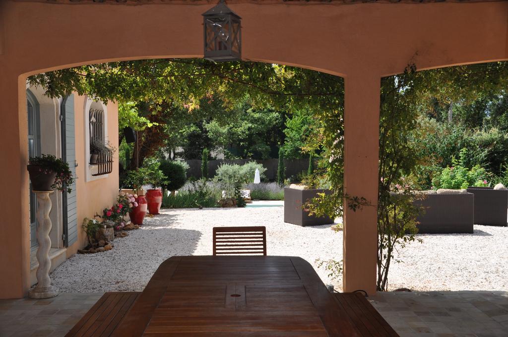 Le Clos Geraldy - Chambres D'Hotes De Charme, Piscine Et Spa Saint-Maximin Esterno foto