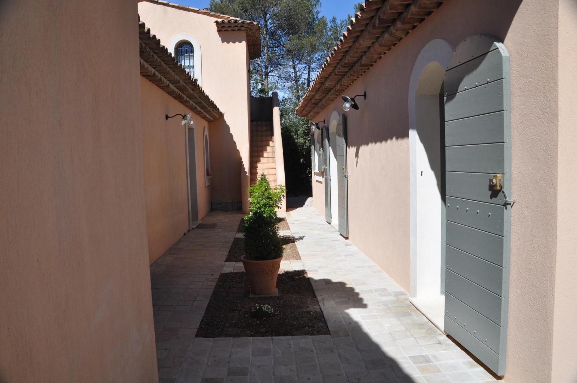 Le Clos Geraldy - Chambres D'Hotes De Charme, Piscine Et Spa Saint-Maximin Esterno foto